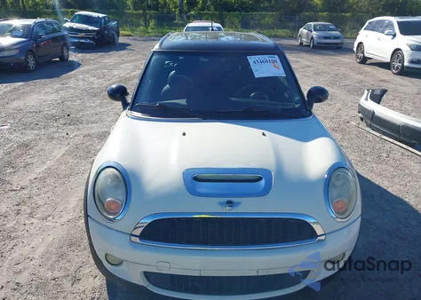 2010 Mini Cooper S Clubman from USA, damaged, VIN WMWMM3C51ATZ32610
